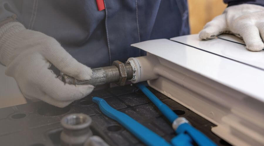 Expert burst pipe repair services in Rutland, IL